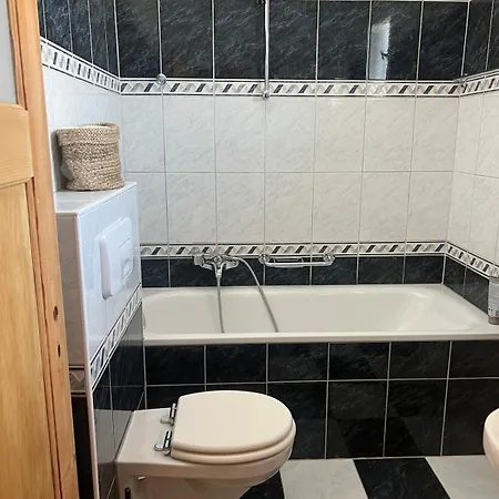 Cosy Chalet, Close To Lift, Beautiful Views