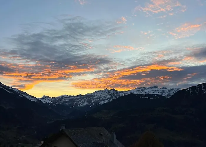 Cosy Chalet, Close To Lift, Beautiful Views * Leysin